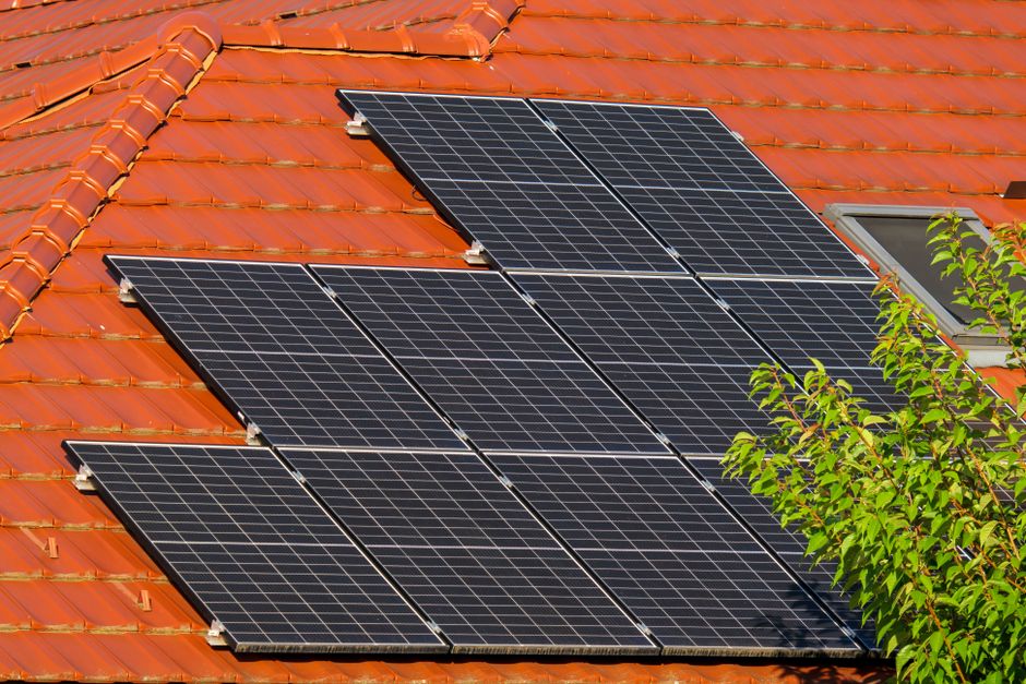 Solar in 2026 Without the 30% Credit: Is a Prepaid Lease Worth It