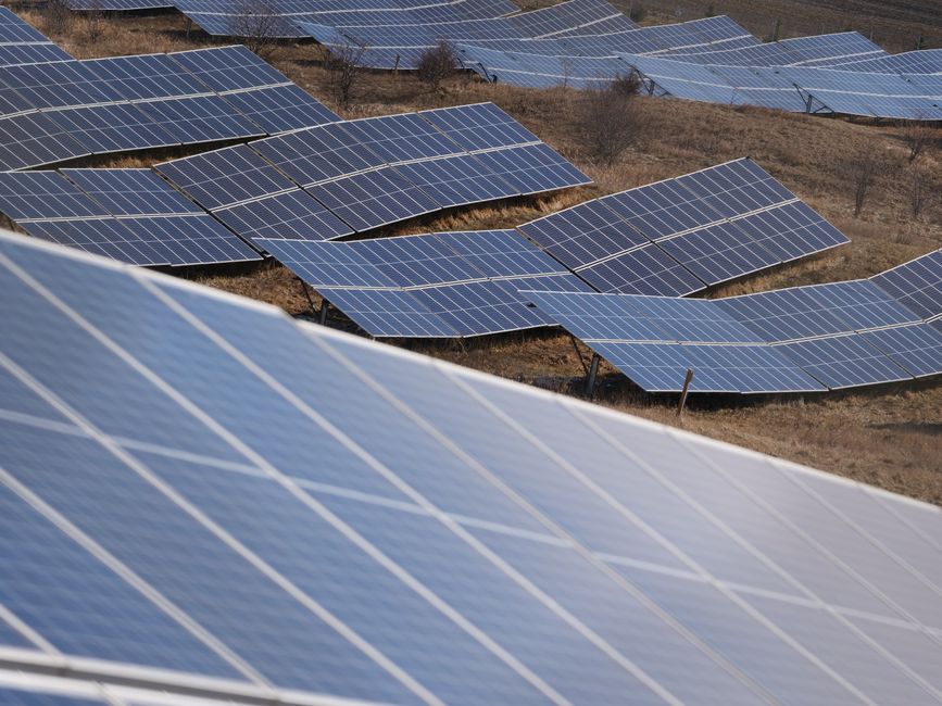 How Community Solar Projects Generate Power For Your Home
