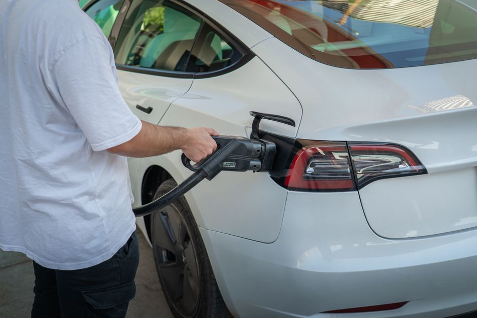 Charge Your EV Free With Solar Power