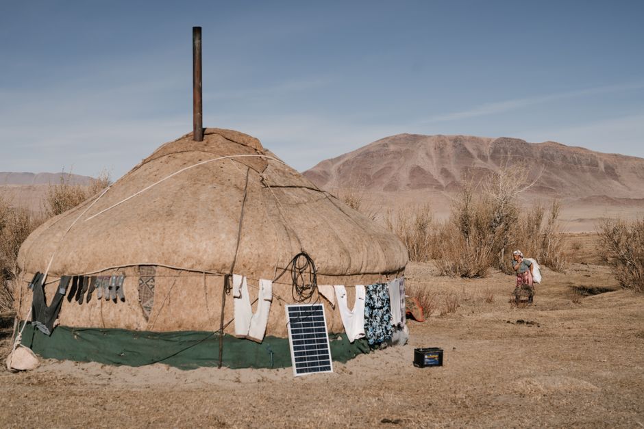 Off-Grid Solar Battery Guide: Top Picks for Reliability